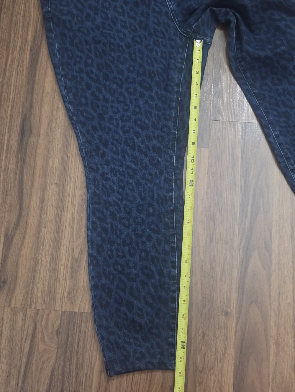 Judy Blue Dark Blue Leopard Print Women's Jeans - Picture 4 of 5